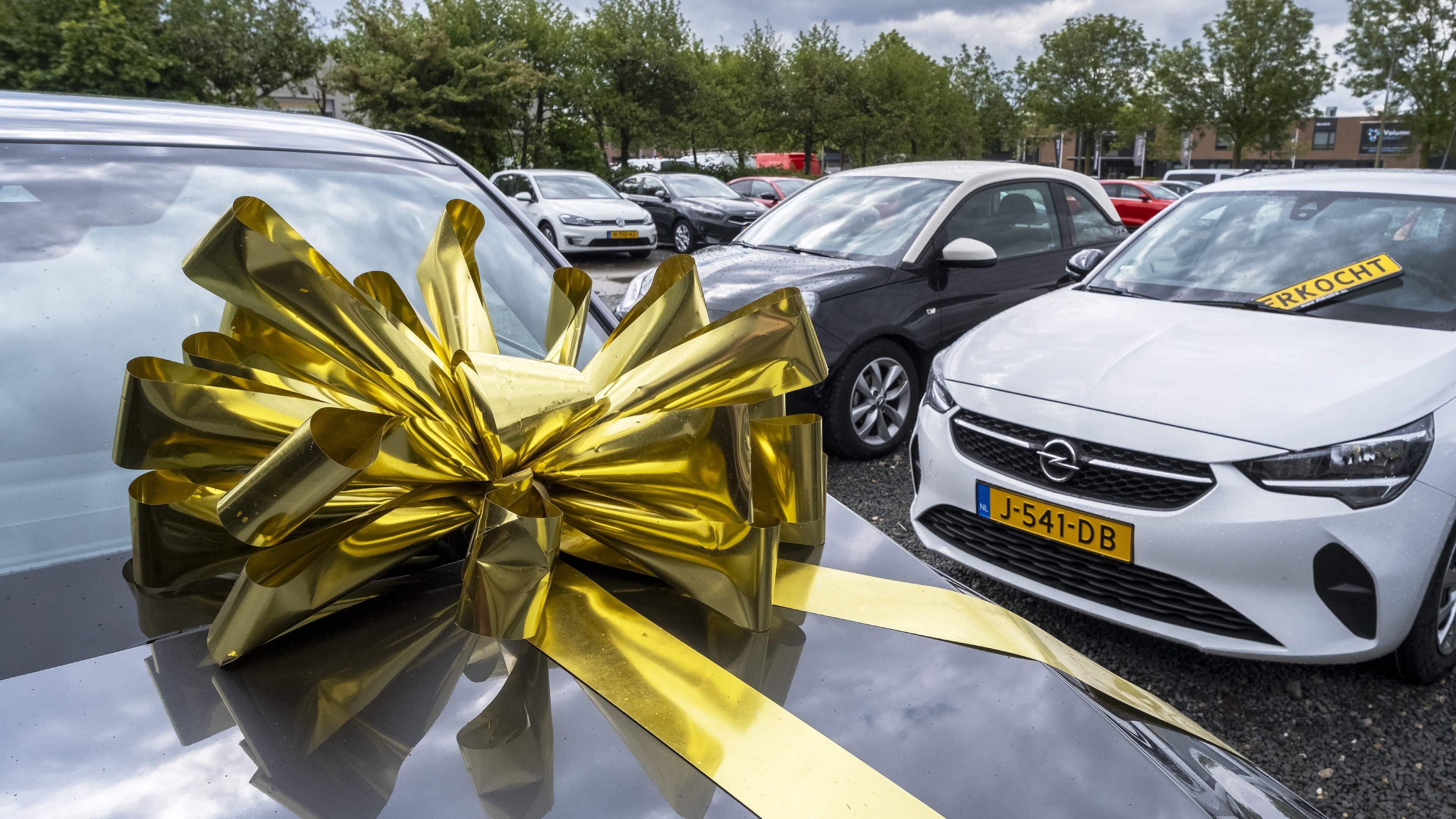 Prijzen van tweedehands elektrische auto’s koelen af na sterke opmars